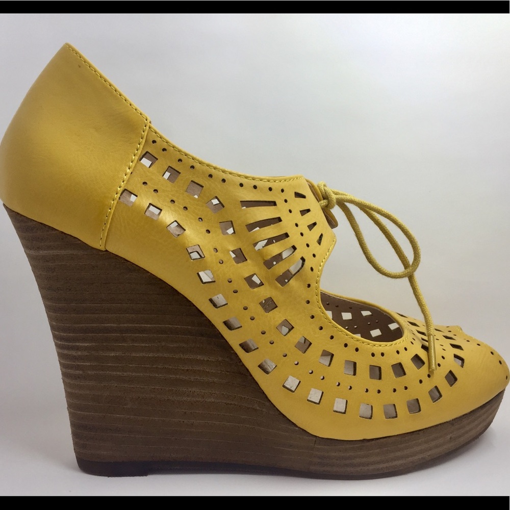 Restricted Yellow Laser Cut Wedges
